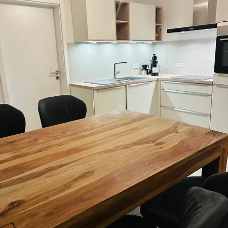 Rebennah - Modern - Freisitz - Kueche - Ideal Fuer Monteure Appartement *