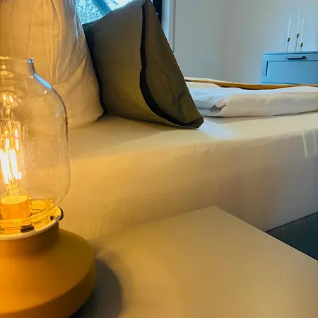 Rebennah - Modern - Freisitz - Kueche - Ideal Fuer Monteure