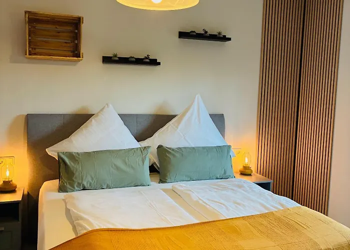 Rebennah - Modern - Freisitz - Kueche - Ideal Fuer Monteure